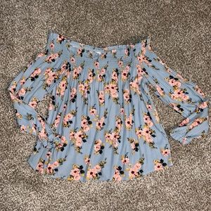Women’s Off the Shoulder Floral Long Sleeve. Size SMALL